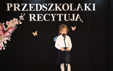 Przedszkolaki recytują 11