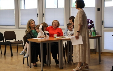 Przedszkolaki recytują 15