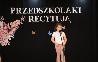 Przedszkolaki recytują 33