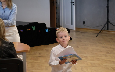 Przedszkolaki recytują 40