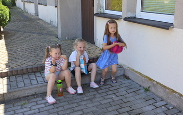 Marzymy o wakacjach &ndash; czytamy, malujemy i tworzymy 24