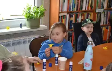 Akcja &quot;Żonkile&quot; w naszej bibliotece 3