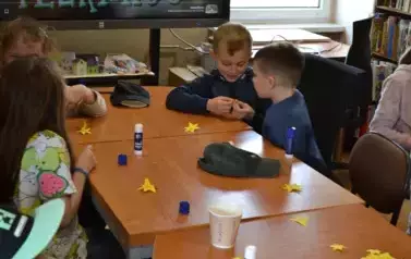 Akcja &quot;Żonkile&quot; w naszej bibliotece 4