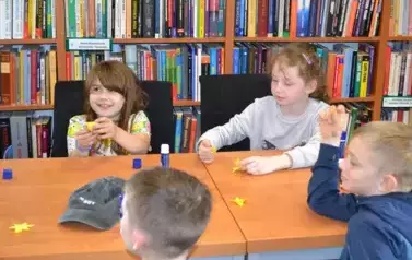Akcja &quot;Żonkile&quot; w naszej bibliotece 5