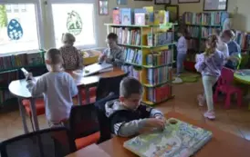 Przedszkolaki świętują Dzień Książki w bibliotece 10