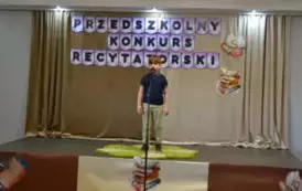 Przedszkolaki recytują 1