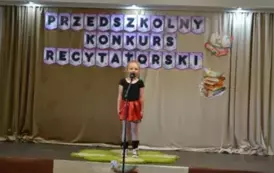 Przedszkolaki recytują 4