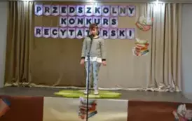 Przedszkolaki recytują 5