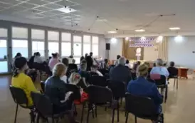 Przedszkolaki recytują 14