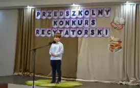 Przedszkolaki recytują 21