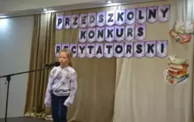 Przedszkolaki recytują 22